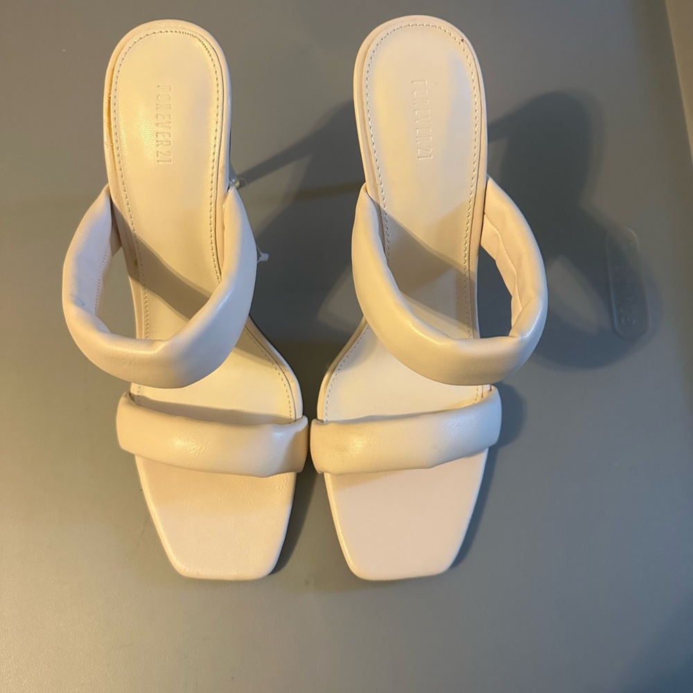 Forever 21 Cream Women's Sandals